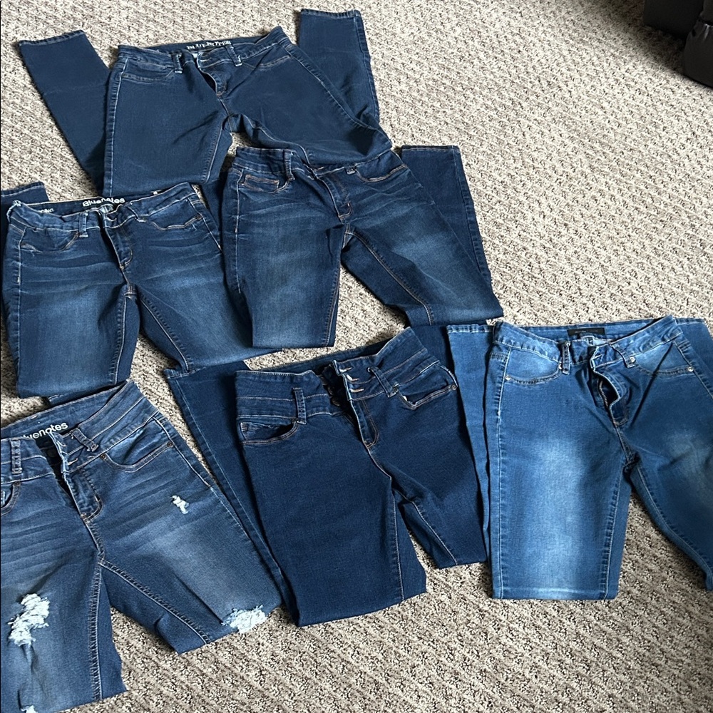 Bundle Bluenotes Women's Skinny Jeans/jeggings in excellent shape 6 pairs